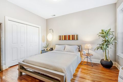 Tiny photo for 6206 N Lakewood Avenue #2, Chicago, IL 60660 (MLS # 12582286)