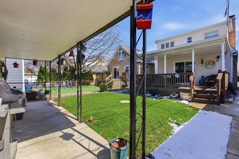Tiny photo for 3804 N Pioneer Avenue N, Chicago, IL 60634 (MLS # 12594457)