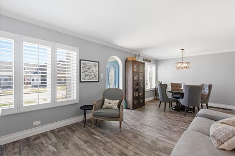 Tiny photo for 3804 N Pioneer Avenue N, Chicago, IL 60634 (MLS # 12594457)