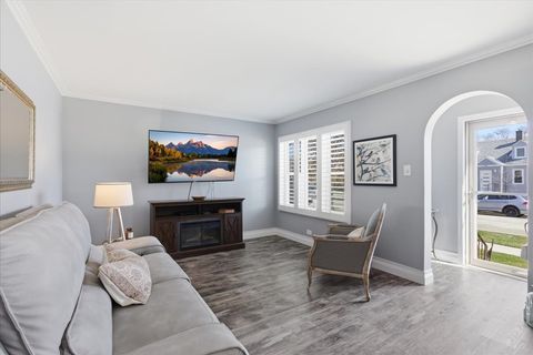 Tiny photo for 3804 N Pioneer Avenue N, Chicago, IL 60634 (MLS # 12594457)