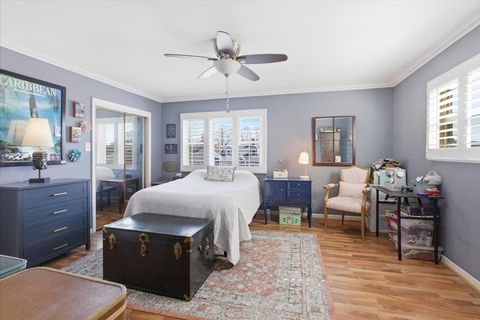 Tiny photo for 3804 N Pioneer Avenue N, Chicago, IL 60634 (MLS # 12594457)