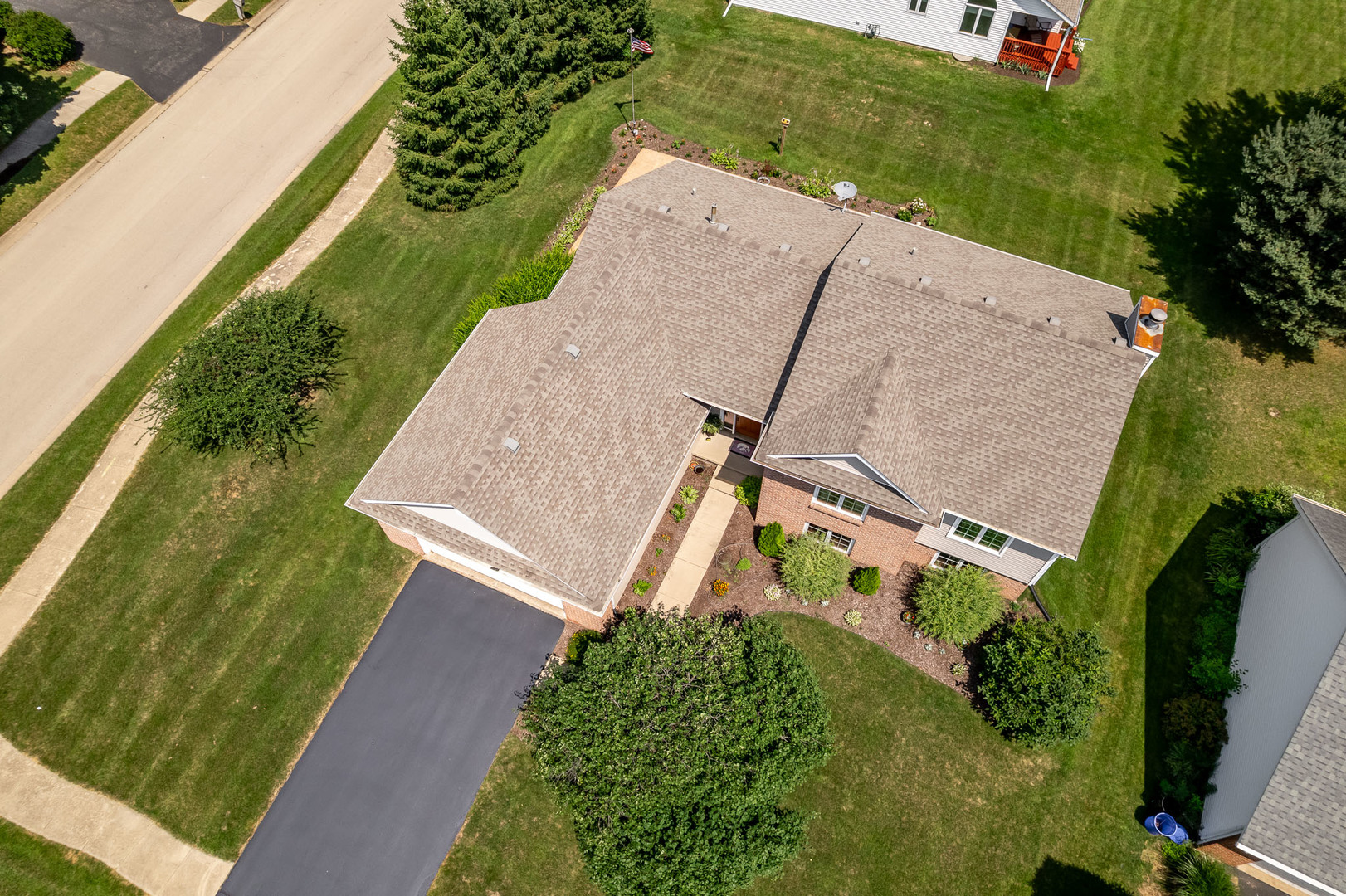 6934 Hedge Cliff Court