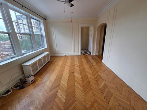 Tiny photo for 421 W Melrose Street #5D, Chicago, IL 60657 (MLS # 12494384)