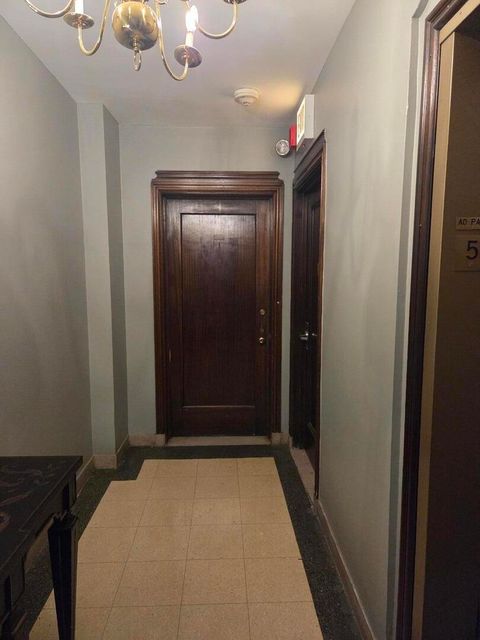 Tiny photo for 421 W Melrose Street #5D, Chicago, IL 60657 (MLS # 12494384)