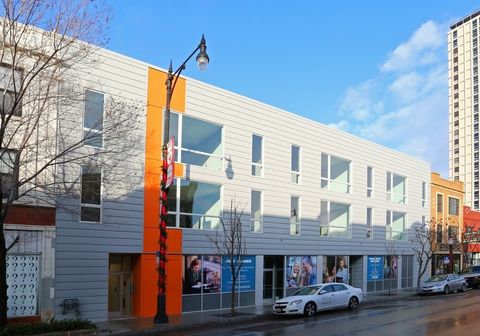 6355 N Wayne Avenue 32 Chicago IL 60660