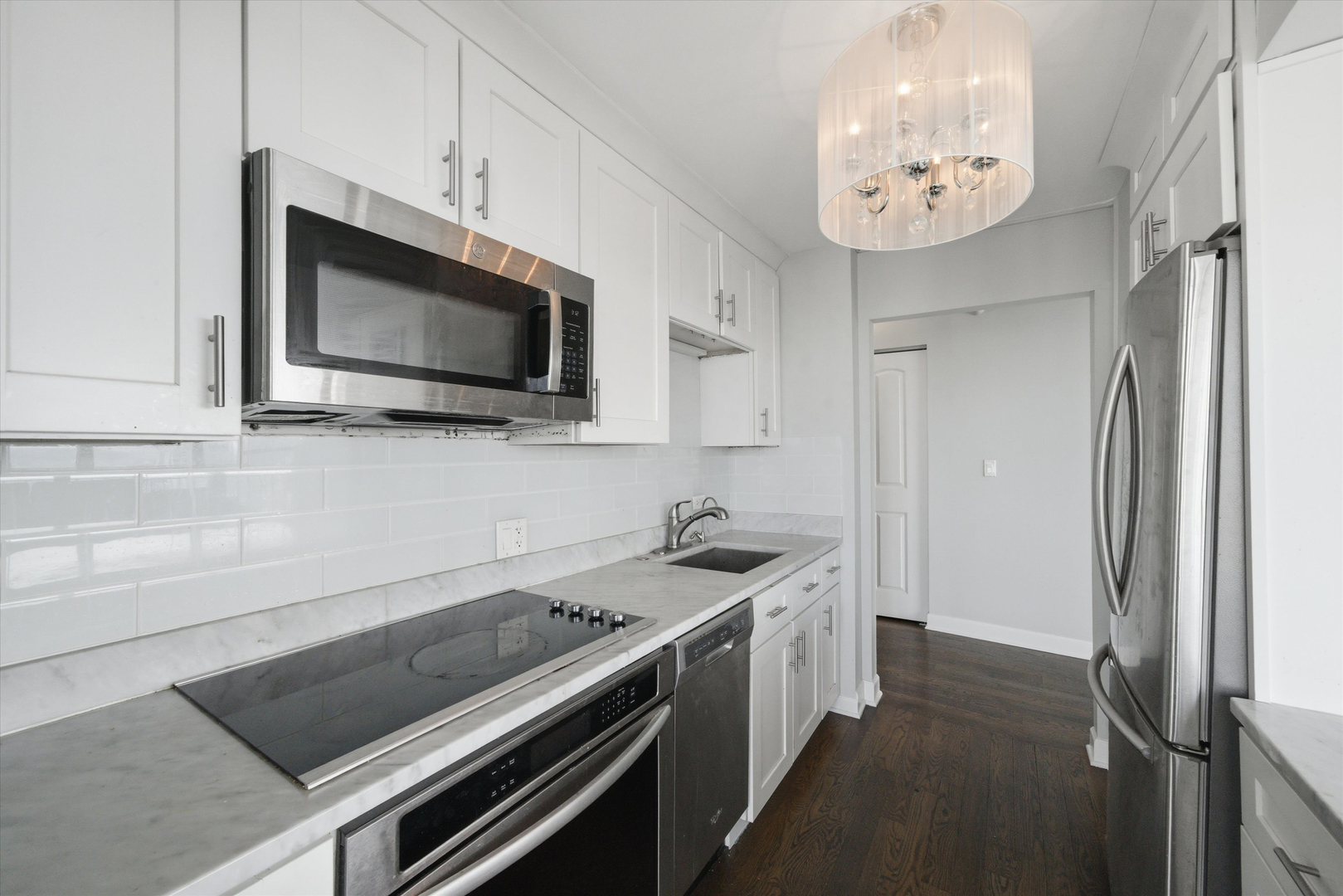 10 E Ontario Street 4506