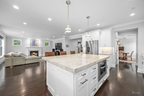 Tiny photo for 6538 Bentley Avenue, Willowbrook, IL 60527 (MLS # 12477061)