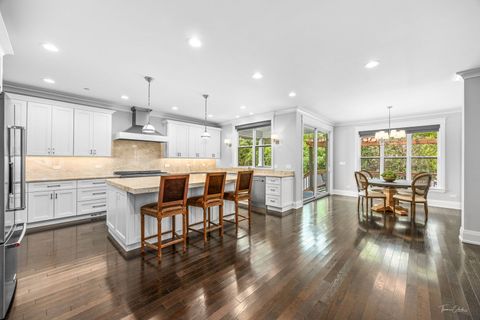 Tiny photo for 6538 Bentley Avenue, Willowbrook, IL 60527 (MLS # 12477061)