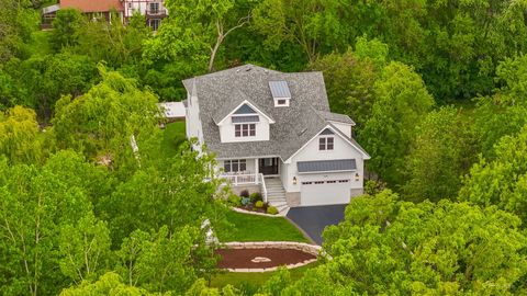 Tiny photo for 6538 Bentley Avenue, Willowbrook, IL 60527 (MLS # 12477061)