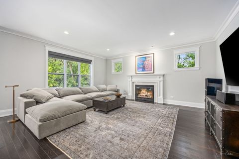 Tiny photo for 6538 Bentley Avenue, Willowbrook, IL 60527 (MLS # 12477061)