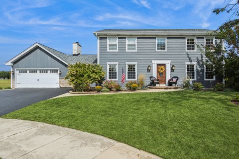Photo of 1572 Clemson Drive, Naperville, IL 60565 (MLS # 12468010)