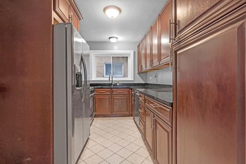 Tiny photo for 6134 N Damen Avenue #2B, Chicago, IL 60659 (MLS # 12578028)