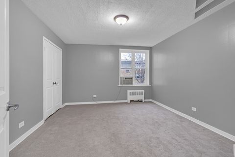 Tiny photo for 6134 N Damen Avenue #2B, Chicago, IL 60659 (MLS # 12578028)
