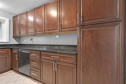 Tiny photo for 6134 N Damen Avenue #2B, Chicago, IL 60659 (MLS # 12578028)