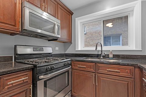 Tiny photo for 6134 N Damen Avenue #2B, Chicago, IL 60659 (MLS # 12578028)