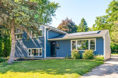 Photo of 489 1st Street, Antioch, IL 60002 (MLS # 12661602)