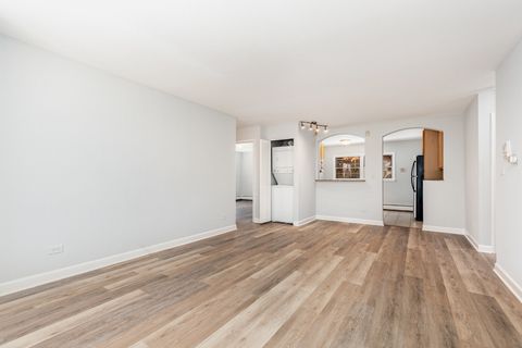 Tiny photo for 1238 W PRATT Boulevard #1A, Chicago, IL 60626 (MLS # 12508671)