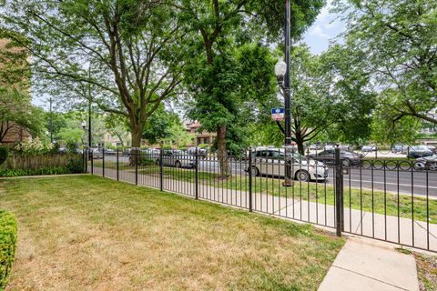 Tiny photo for 1238 W PRATT Boulevard #1A, Chicago, IL 60626 (MLS # 12508671)