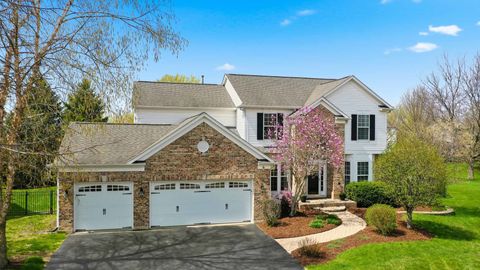 Photo of 6 Reedsworth Court, Algonquin, IL 60102 (MLS # 12615015)