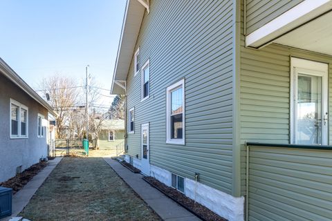 Tiny photo for 2621 Iowa Street, Davenport, IA 52803 (MLS # 12551008)