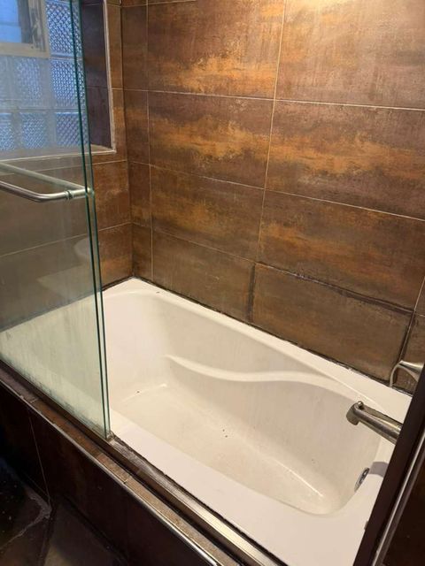 Tiny photo for 4012 W Ainslie Street #G, Chicago, IL 60630 (MLS # 12579841)