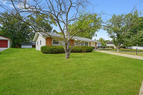 Tiny photo for 1490 Highland Boulevard, Hoffman Estates, IL 60169 (MLS # 12490451)
