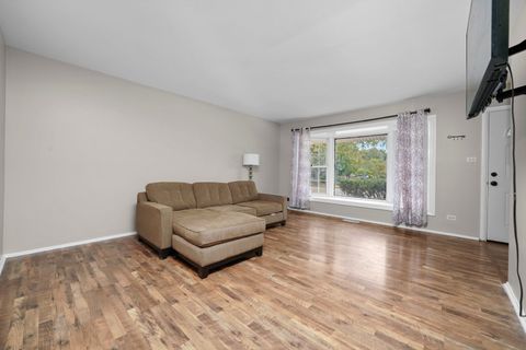 Tiny photo for 1490 Highland Boulevard, Hoffman Estates, IL 60169 (MLS # 12490451)