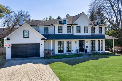 1045 Woodlawn Road Glenview IL 60025