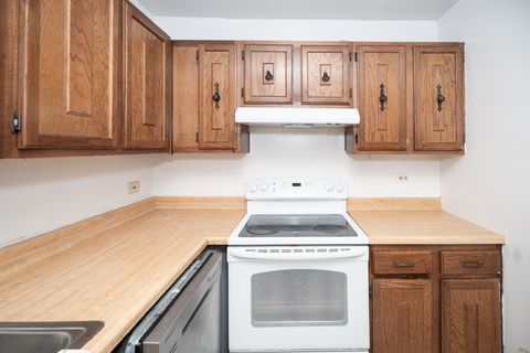 Tiny photo for 17005 Albany Avenue #202, Hazel Crest, IL 60429 (MLS # 12518396)