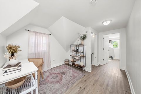 Tiny photo for 5850 S INDIANA Avenue, Chicago, IL 60637 (MLS # 12529402)