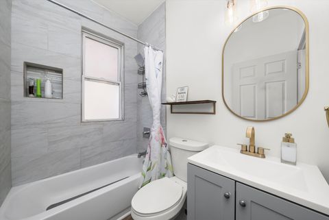 Tiny photo for 5850 S INDIANA Avenue, Chicago, IL 60637 (MLS # 12529402)