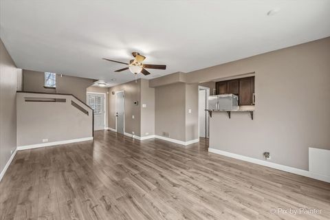 Tiny photo for 1633 Pebble Beach Circle, Elgin, IL 60123 (MLS # 12598065)