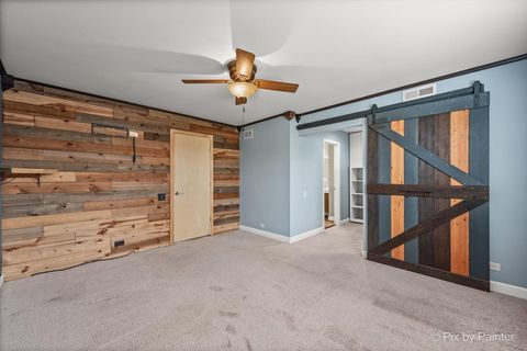 Tiny photo for 1633 Pebble Beach Circle, Elgin, IL 60123 (MLS # 12598065)