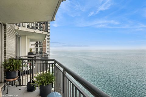 Tiny photo for 6007 N Sheridan Road #12A, Chicago, IL 60660 (MLS # 12468081)