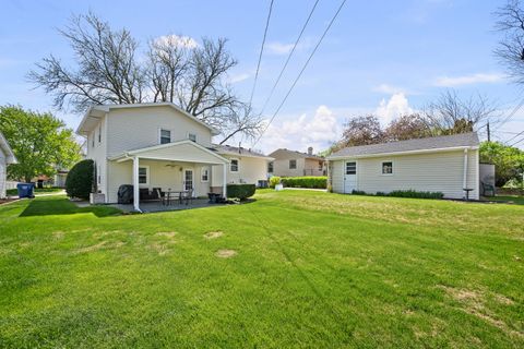 Tiny photo for 3216 W Dover Court, Davenport, IA 52084 (MLS # 12619051)
