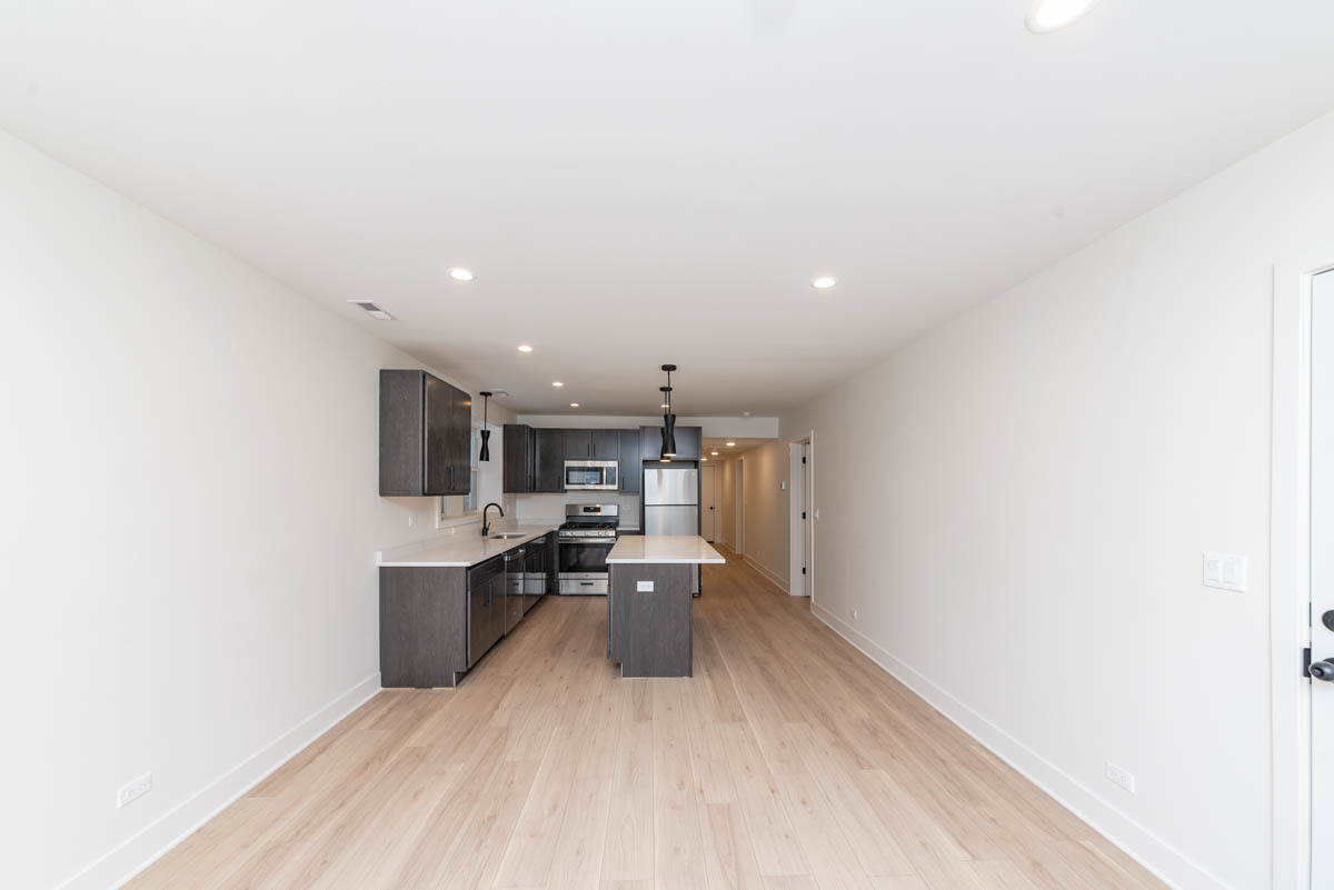 2825 N Rockwell Street G