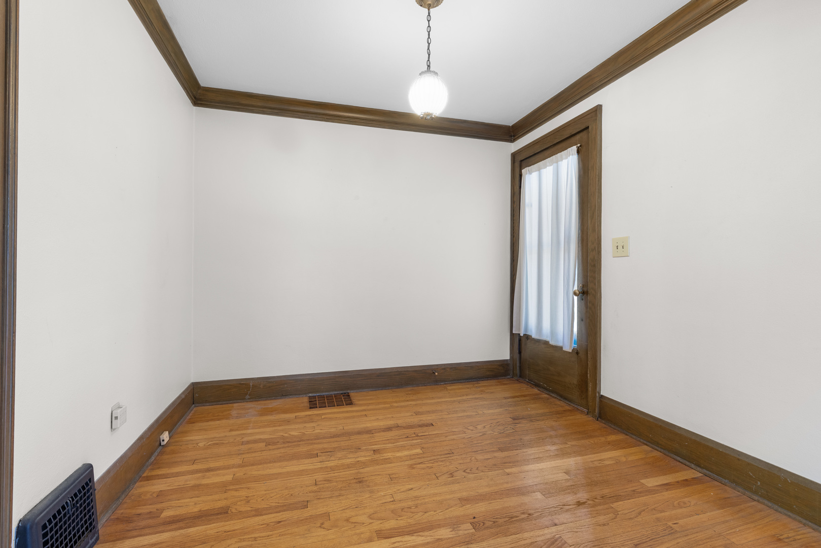 209 S Highland Avenue
