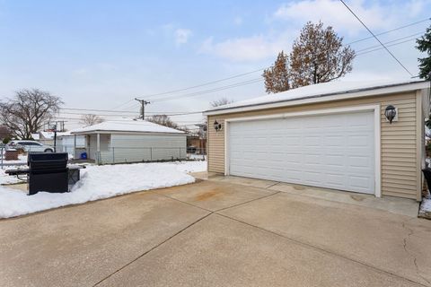 Tiny photo for 11129 Martindale Drive, Westchester, IL 60154 (MLS # 12516125)