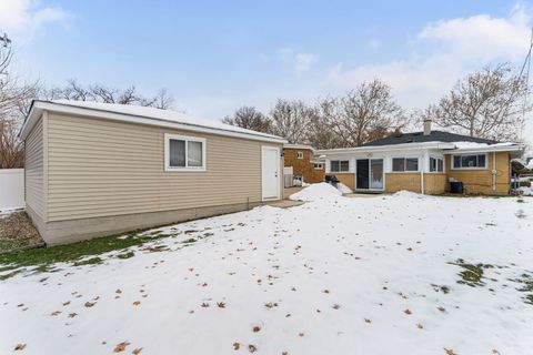 Tiny photo for 11129 Martindale Drive, Westchester, IL 60154 (MLS # 12516125)