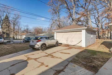 Tiny photo for 1700 W 103rd Street, Chicago, IL 60643 (MLS # 12551954)
