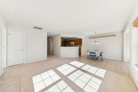 Tiny photo for 2920 Stoney Creek Drive, Elgin, IL 60124 (MLS # 12483876)