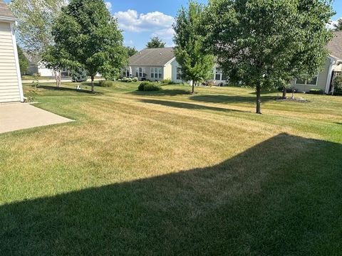 Tiny photo for 2920 Stoney Creek Drive, Elgin, IL 60124 (MLS # 12483876)