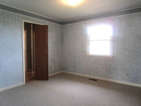 Tiny photo for 306 College Boulevard, Carmi, IL 62821 (MLS # 100000642)