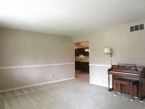 Tiny photo for 306 College Boulevard, Carmi, IL 62821 (MLS # 100000642)