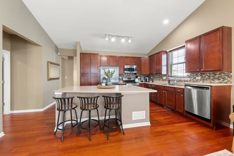 Tiny photo for 929 Fairmont Road, Pingree Grove, IL 60140 (MLS # 12487368)