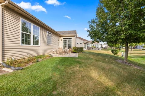 Tiny photo for 929 Fairmont Road, Pingree Grove, IL 60140 (MLS # 12487368)
