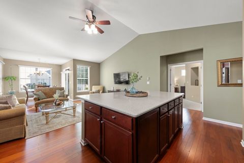 Tiny photo for 929 Fairmont Road, Pingree Grove, IL 60140 (MLS # 12487368)