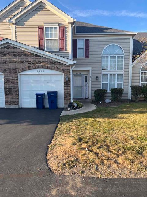 6742 E Wellsley Court Gurnee IL 60031