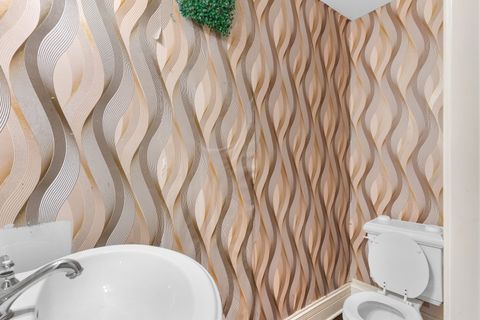 Tiny photo for 1009 Walter Street, Lemont, IL 60439 (MLS # 12559506)