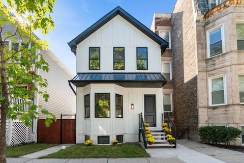 Photo of 2332 N Maplewood Avenue N, Chicago, IL 60647 (MLS # 12771997)